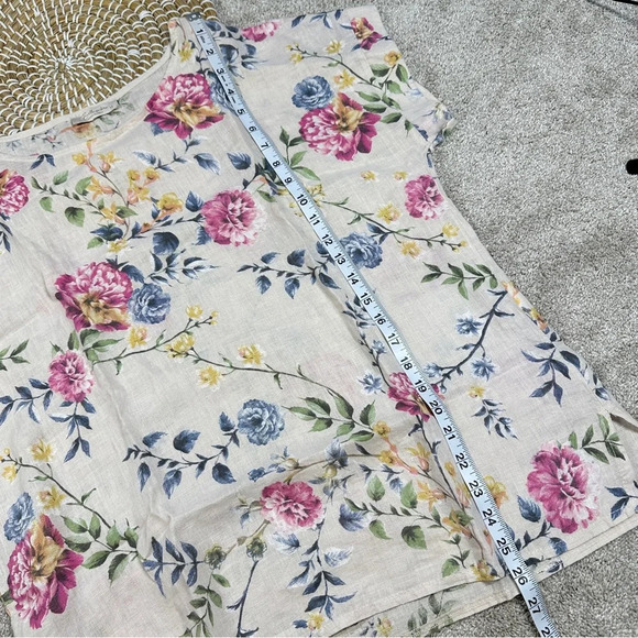 Bella Umbra 100% Linen Blouse Light Tan Floral Shortsleeve Made in Italy Size M - Picture 12 of 13